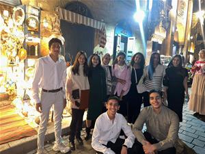 Les laur&eacute;ats&nbsp;en promenade