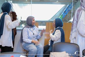 Jeu de conaissance&nbsp;par Dr.Marwa El Sahn aux &eacute;tudiants de la 41e&nbsp;&eacute;dition