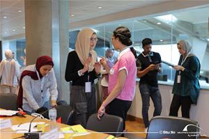 Jeu de conaissance&nbsp;par Dr.Marwa El Sahn aux &eacute;tudiants de la 41e&nbsp;&eacute;dition