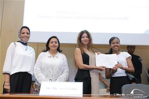  Distribution des certificats pour les participants de l'atelier d'Art Oratoire