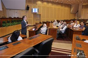 Atelier Comment enseigner la prononciation du fran&ccedil;ais (FLE) de mani&egrave;re concr&egrave;te, efficace et stimulante par Magali Boueux &agrave;&nbsp;la Bibliotheca Alexandrina &ndash; Centre Conf&eacute;rences, Salle de d&eacute;l&eacute;gu&eacute;s