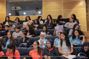 Quatri&egrave;me journ&eacute;e,projection et critique des films pour les &eacute;l&egrave;ves des &eacute;coles d&rsquo;Alexandrie &agrave; la Bibliotheca Alexandrina