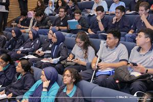 Quatri&egrave;me journ&eacute;e,projection et critique des films pour les &eacute;l&egrave;ves des &eacute;coles d&rsquo;Alexandrie &agrave; la Bibliotheca Alexandrina